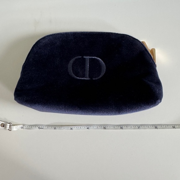 New Christian Dior Velvet Makeup Bag Navy - Picture 7 of 9